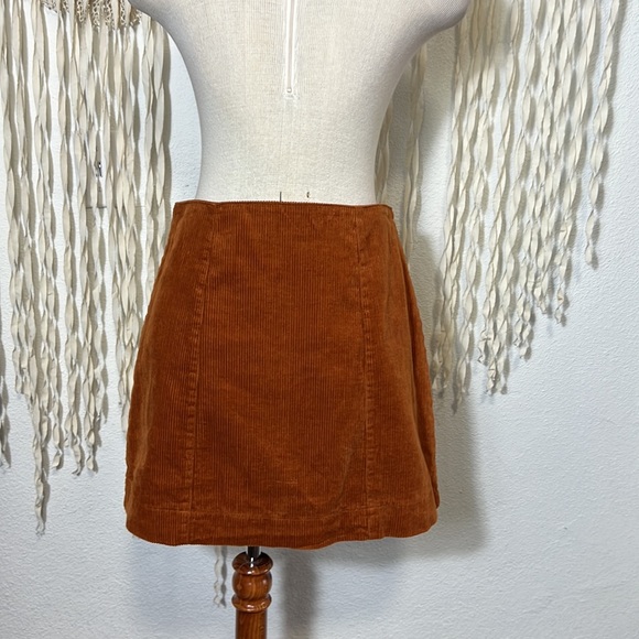 Spell Faye Corduroy Skirt in Caramel Size M - Picture 5 of 11